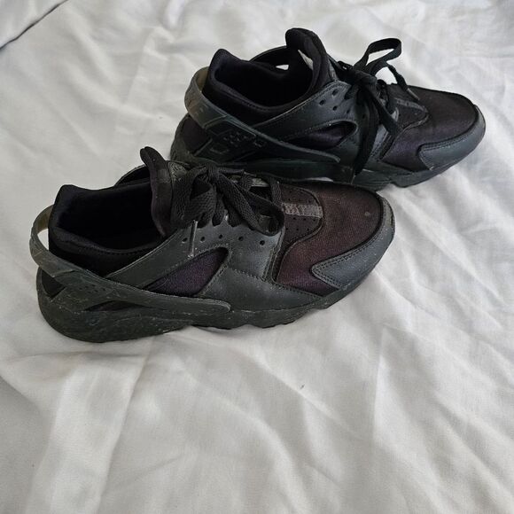 Nike Air ladies sneakers size 7.5 - Picture 1 of 11